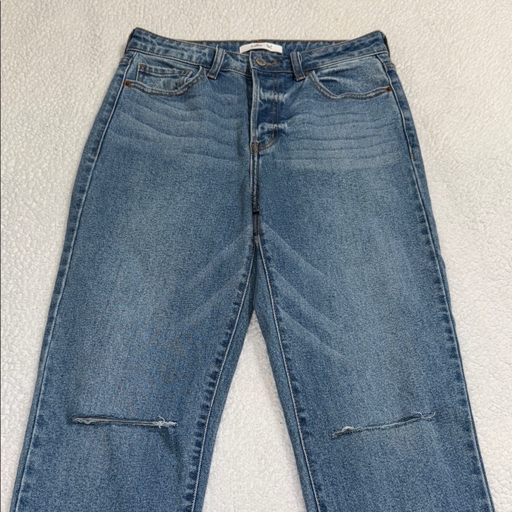 Willow & Rose 28 The Mom Fit denim 5 button blue jeans distressed knee high rise